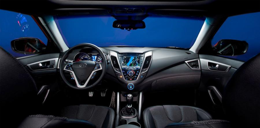  Hyundai Veloster 2011 года  (фото 22 из 184)